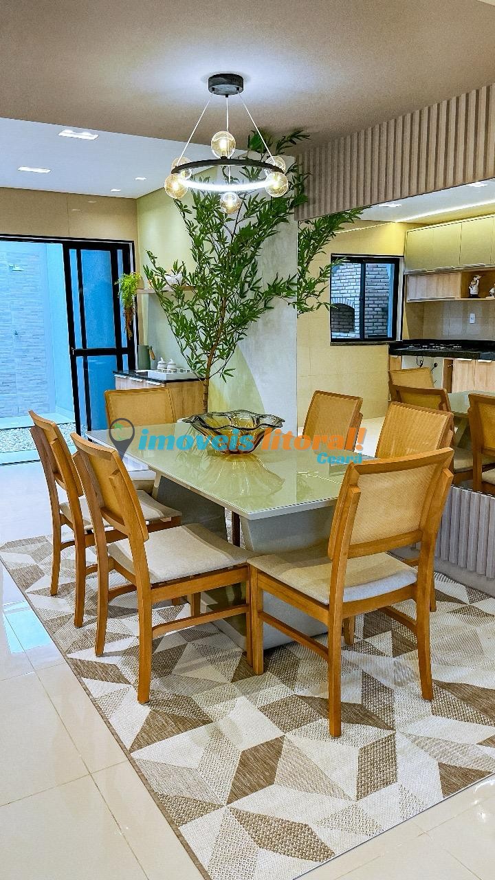 CASA DUPLEX EM CONDOMÍNIO