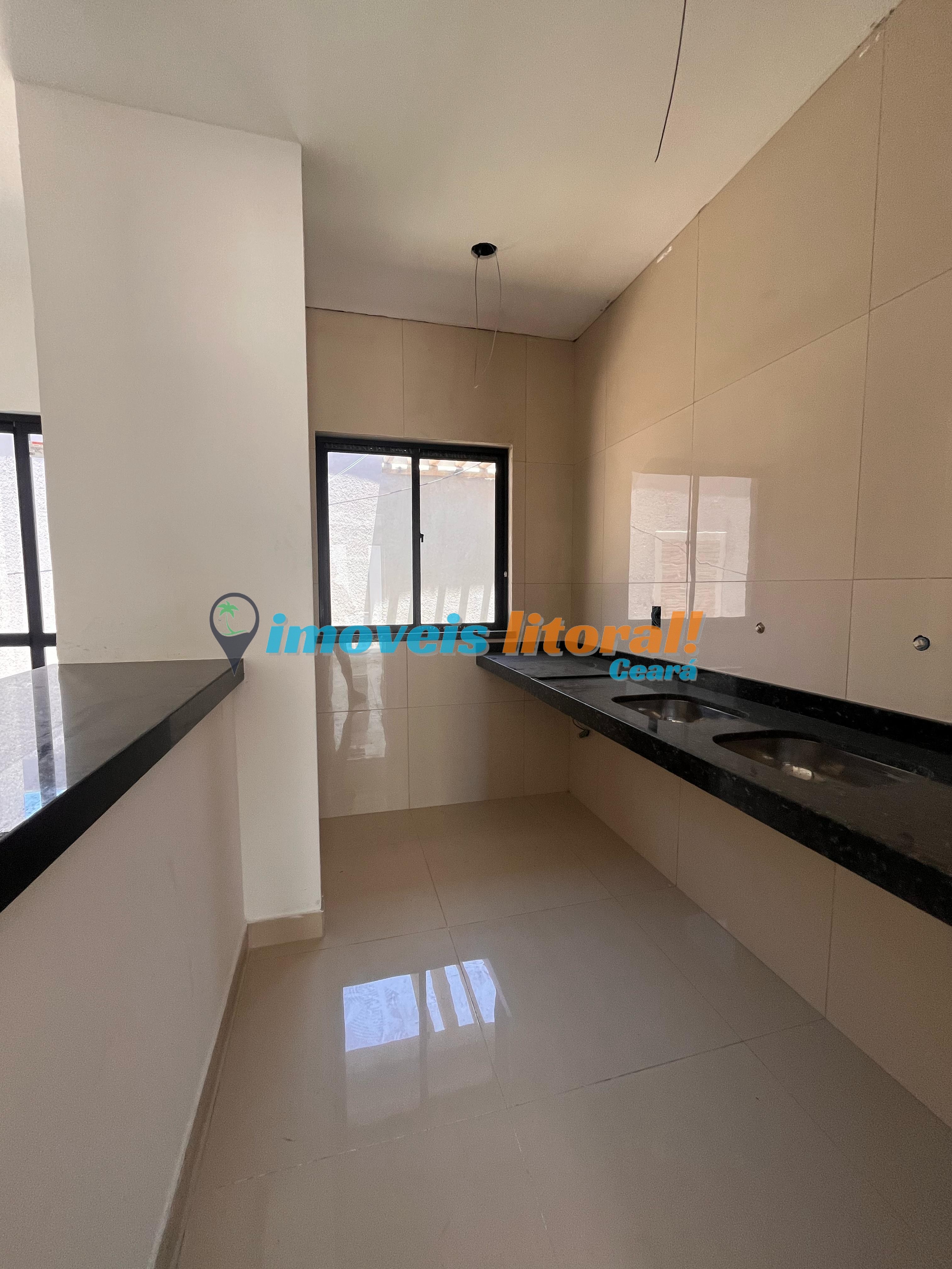 CASA DUPLEX EM CONDOMÍNIO