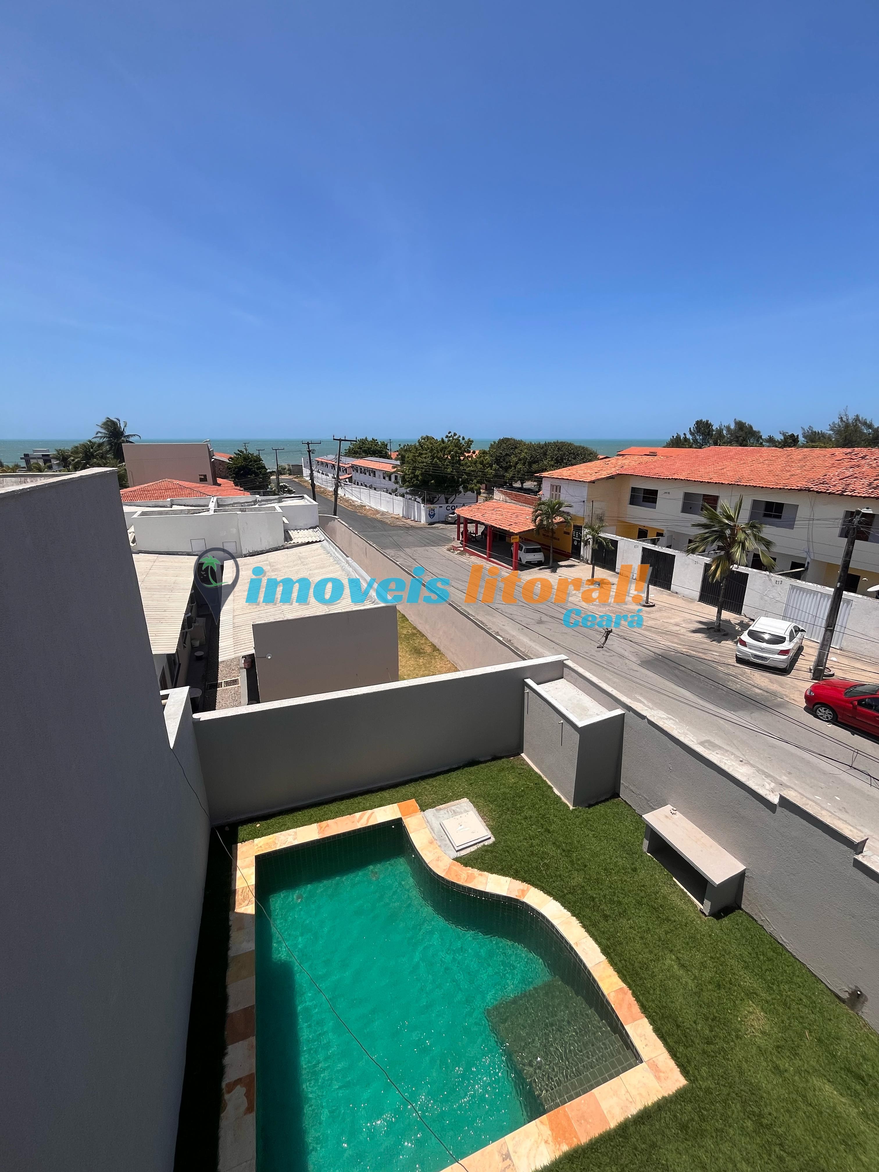 CASA DUPLEX EM CONDOMÍNIO