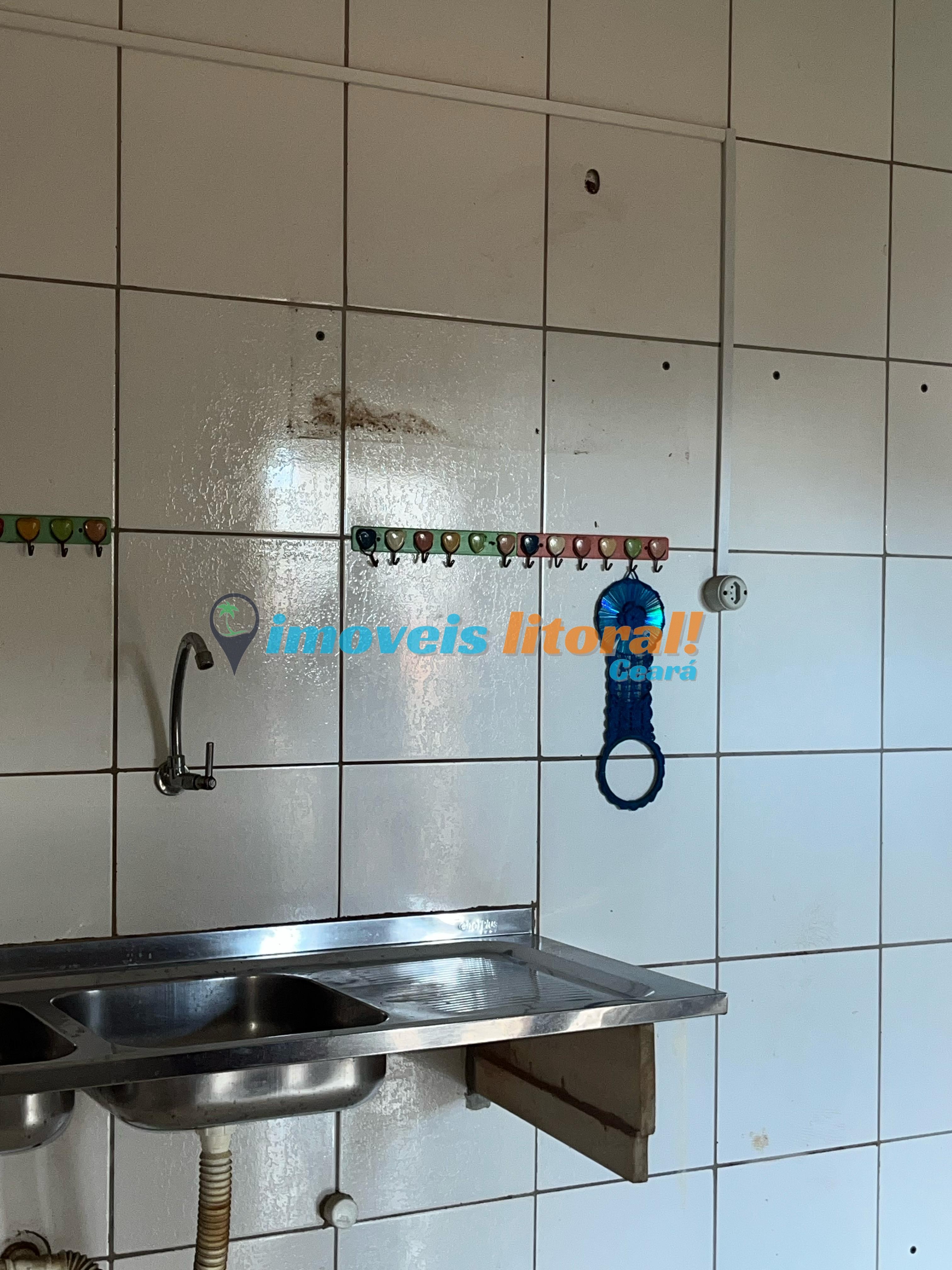 CASA NO CENTRO DA CAUCAIA