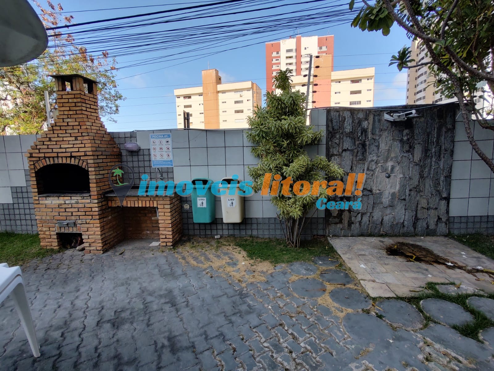 APARTAMENTO NA VARJOTA