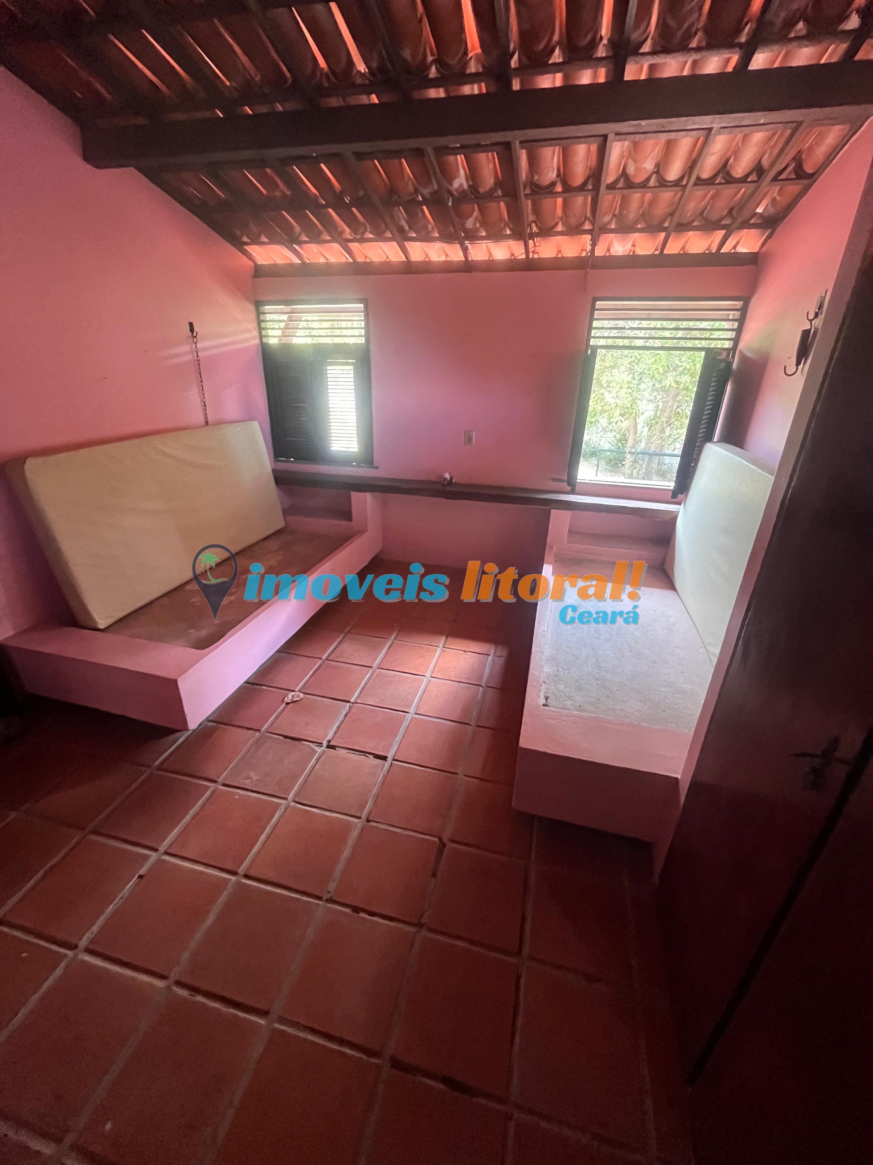 SÍTIO PRAIA PACHECO 7000m2