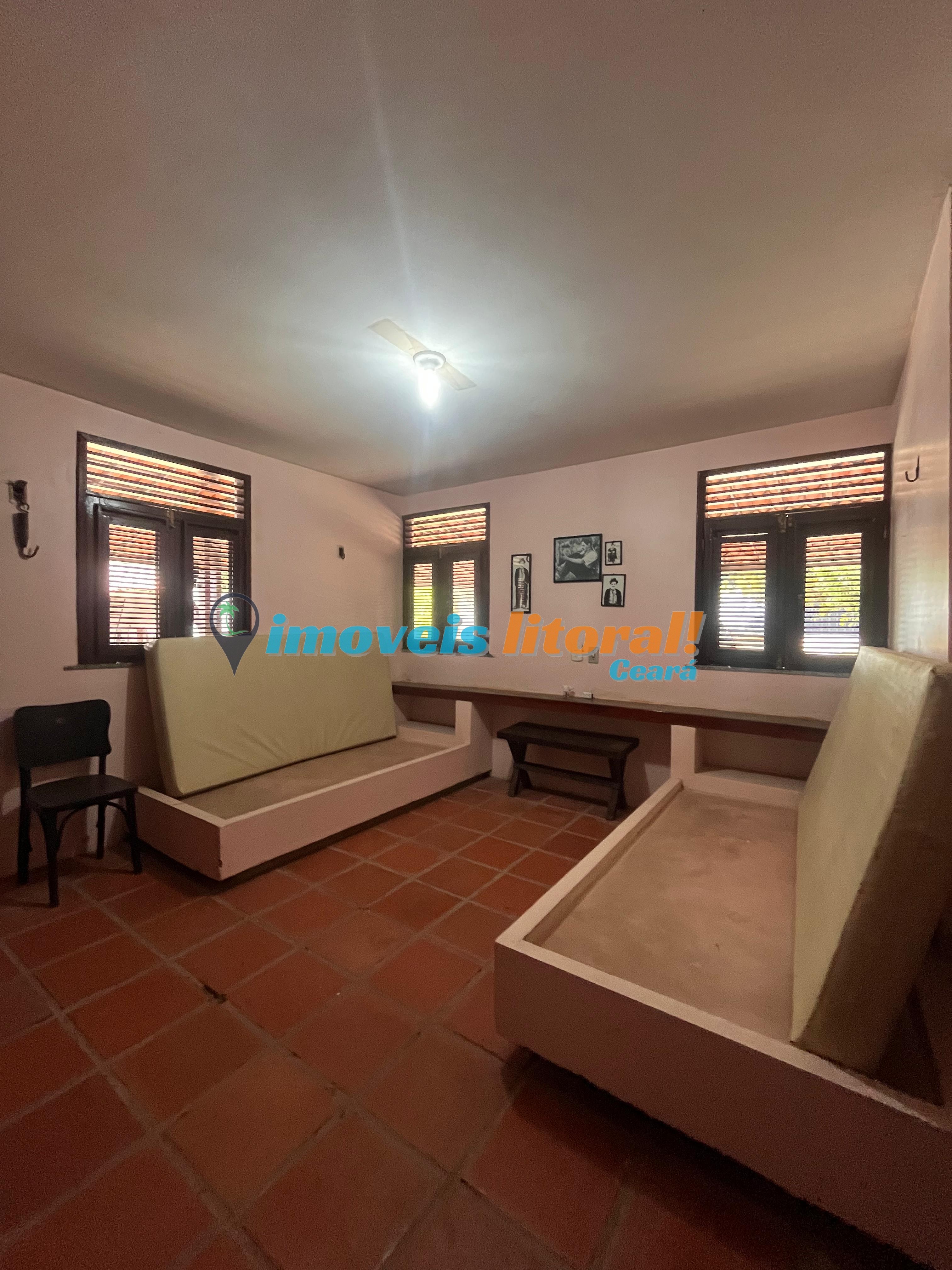 SÍTIO PRAIA PACHECO 7000m2