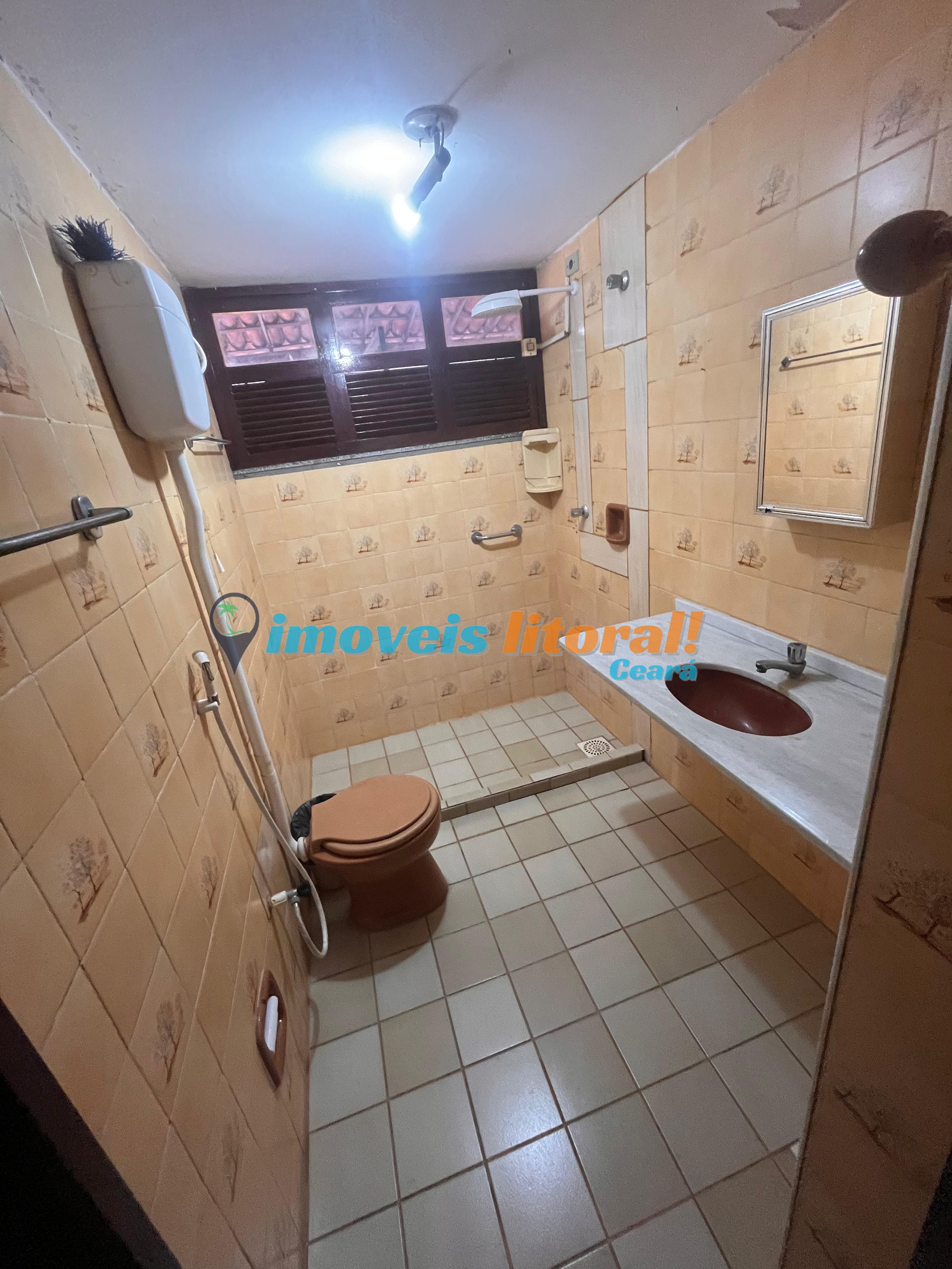 SÍTIO PRAIA PACHECO 7000m2