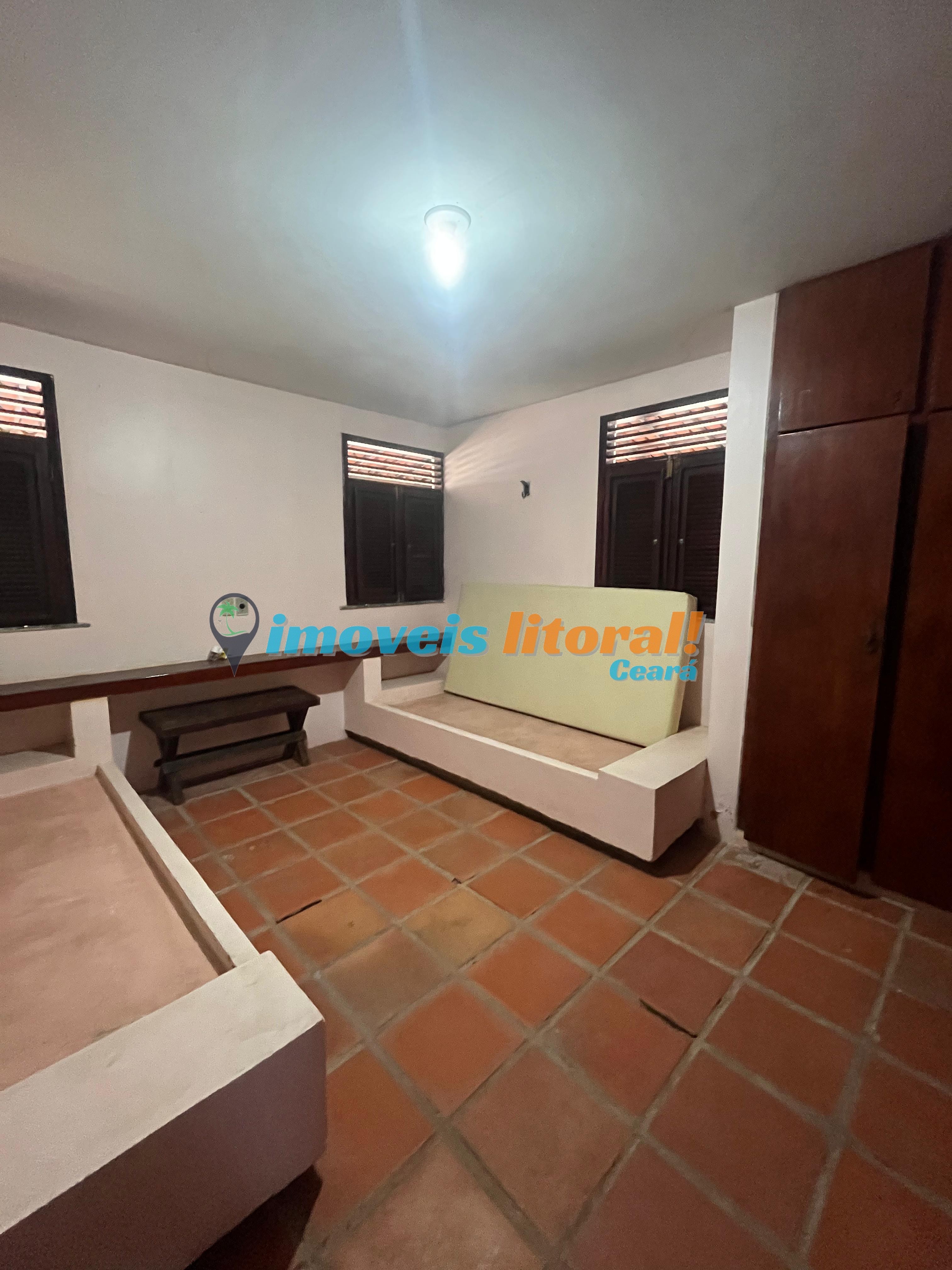 SÍTIO PRAIA PACHECO 7000m2